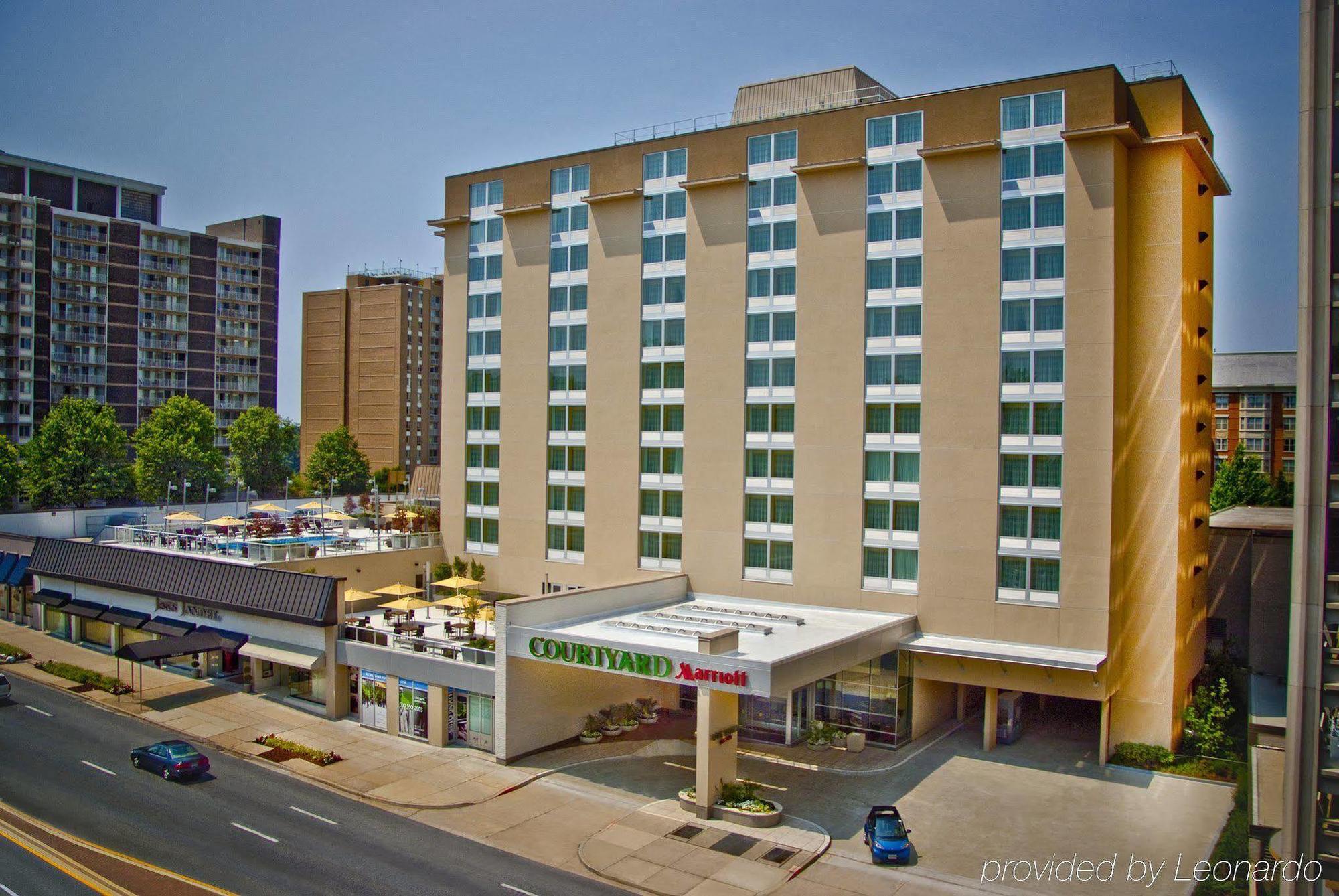 Courtyard By Marriott Bethesda Chevy Chase Hotel Exterior photo