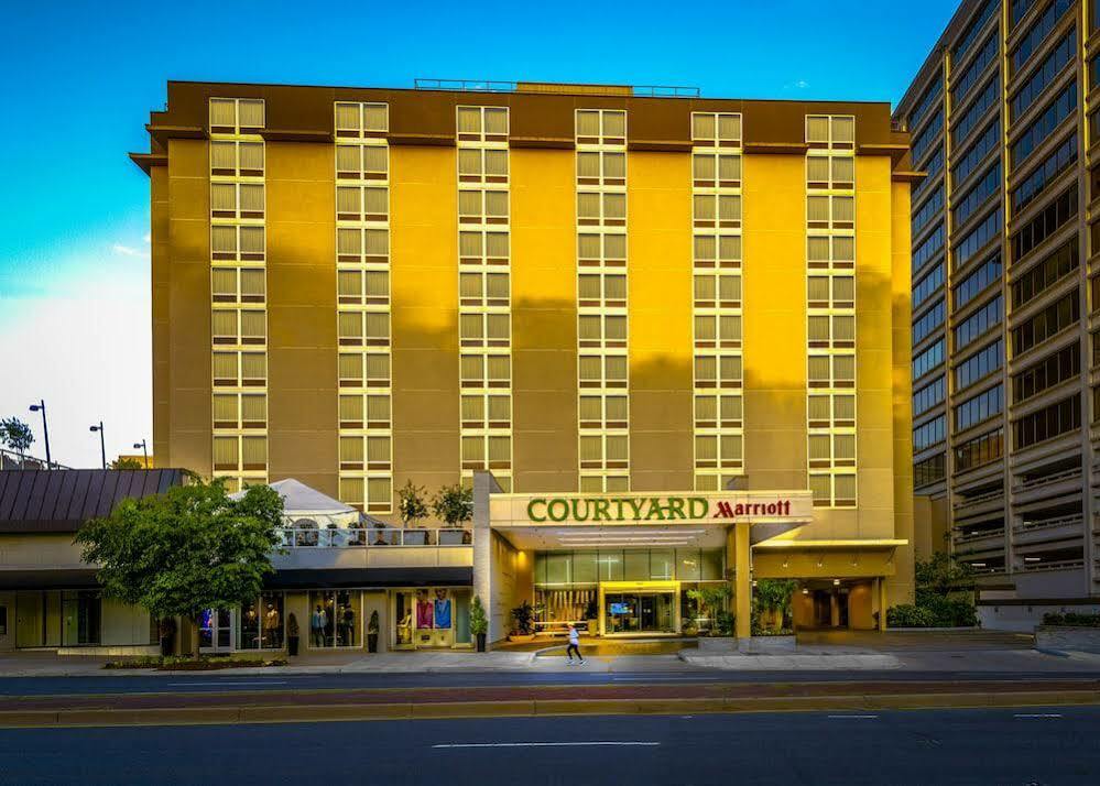 Courtyard By Marriott Bethesda Chevy Chase Hotel Exterior photo