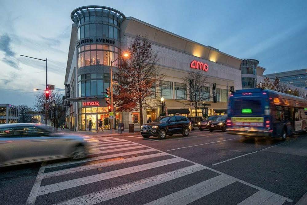 Courtyard By Marriott Bethesda Chevy Chase Hotel Exterior photo